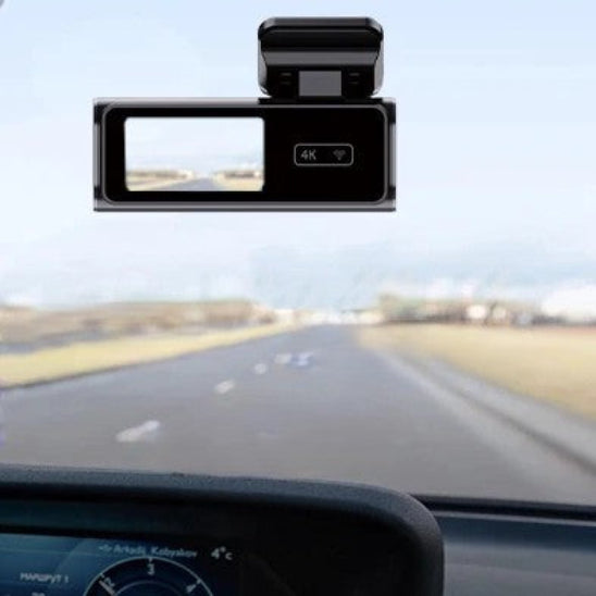camera-embarquee-pour-voiture-vue-avant-carous