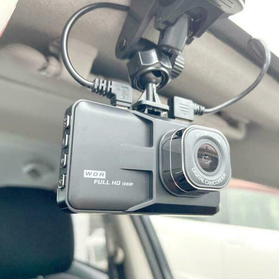 camera-voiture-vue-interieur-carous