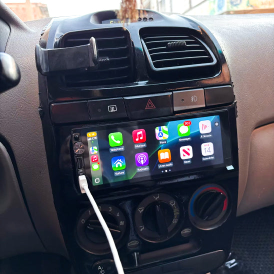 carplay-voiture-tableau-de-bord-central