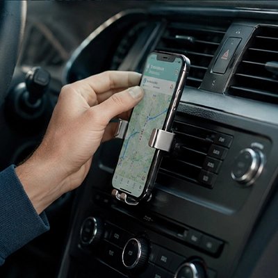 support-smartphone-pour-voiture-fixation-sur-grille-d'aération
